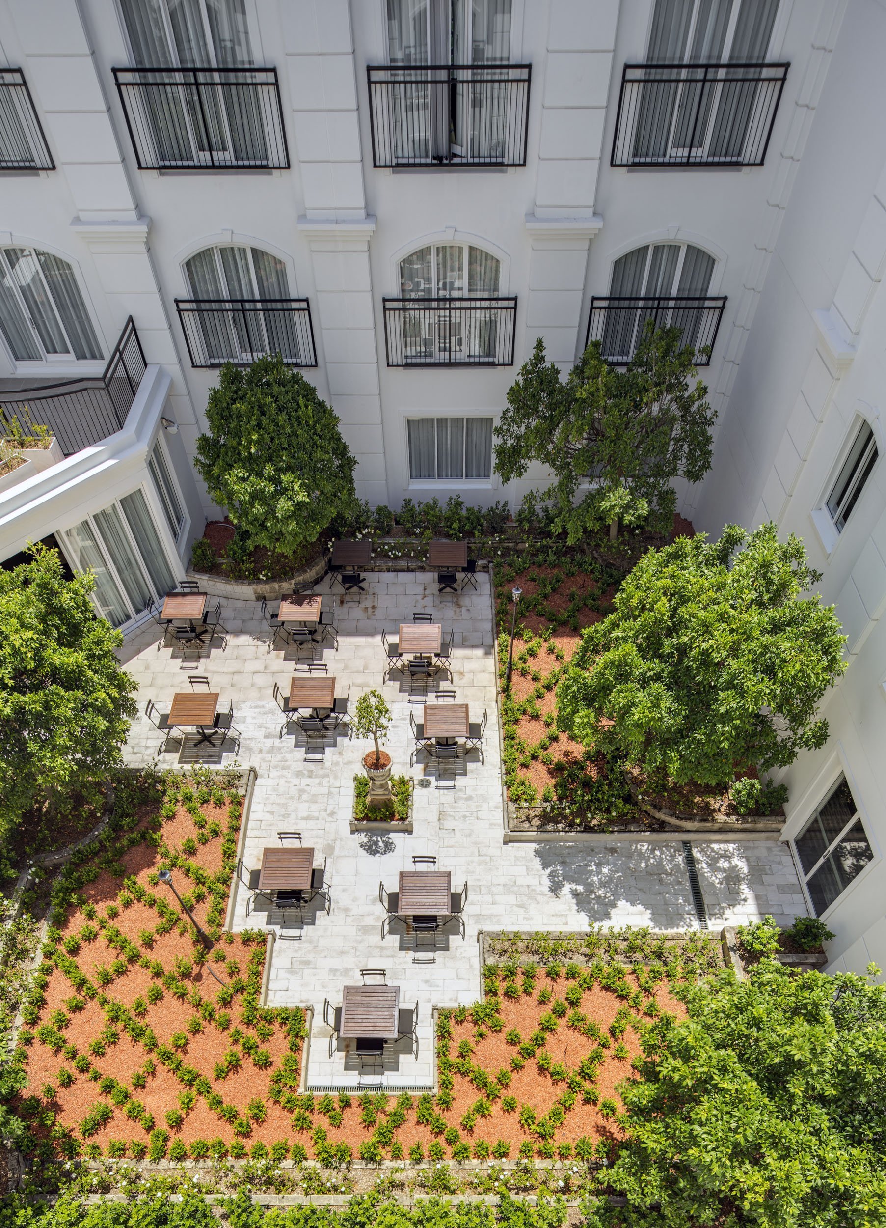 French provincial-style Courtyard